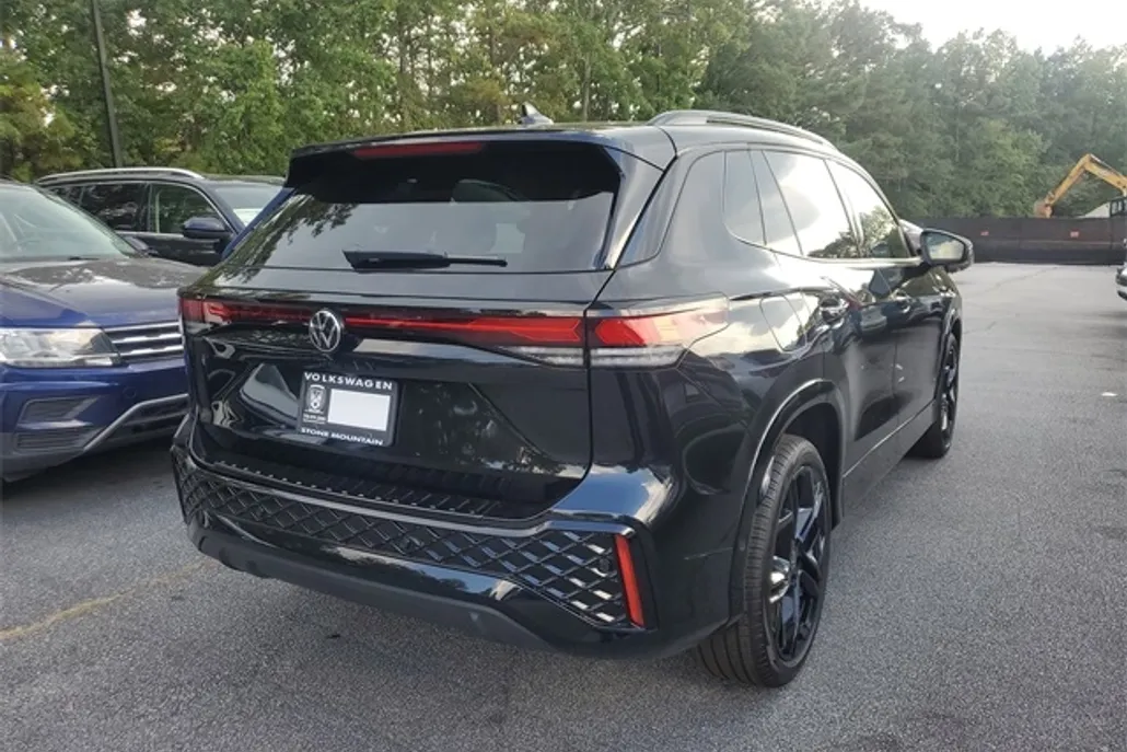 2025 Volkswagen Tiguan SE R-Line Black photo 1