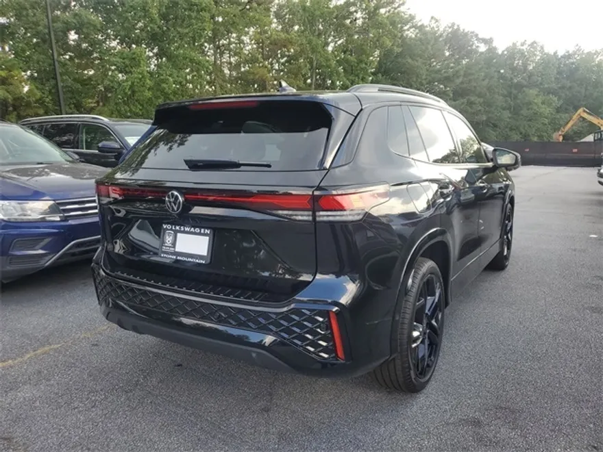 2025 Volkswagen Tiguan SE R-Line Black photo 1