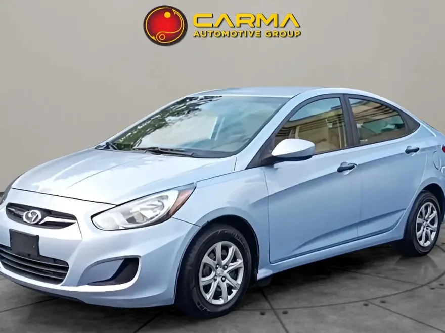 2012 Hyundai Accent GLS photo 1