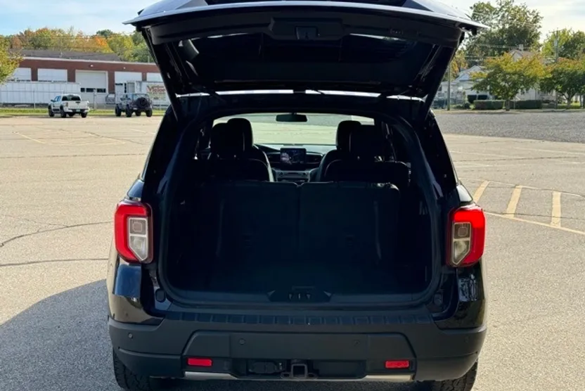 2022 Ford Explorer Timberline photo 1