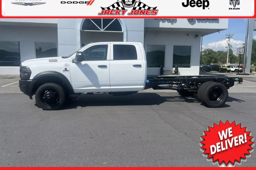 2025 Ram 5500 Tradesman photo 1