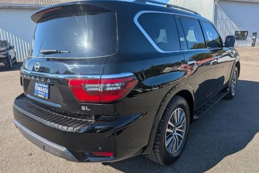 2023 Nissan Armada SL photo 1