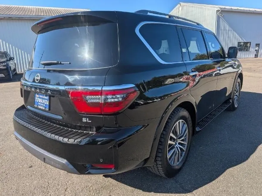 2023 Nissan Armada SL photo 1