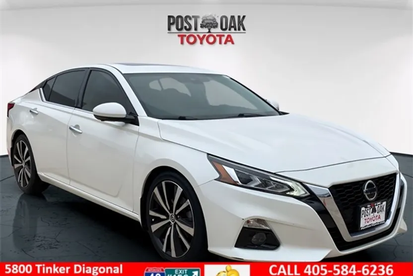 2019 Nissan Altima 2.5 Platinum photo 1