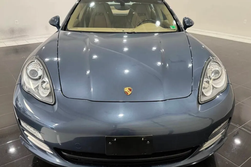 2012 Porsche Panamera Base photo 1
