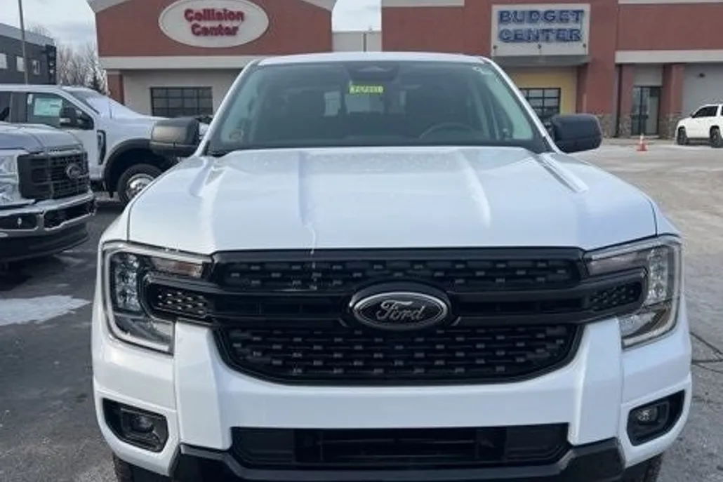 2025 Ford Ranger XLT photo 1