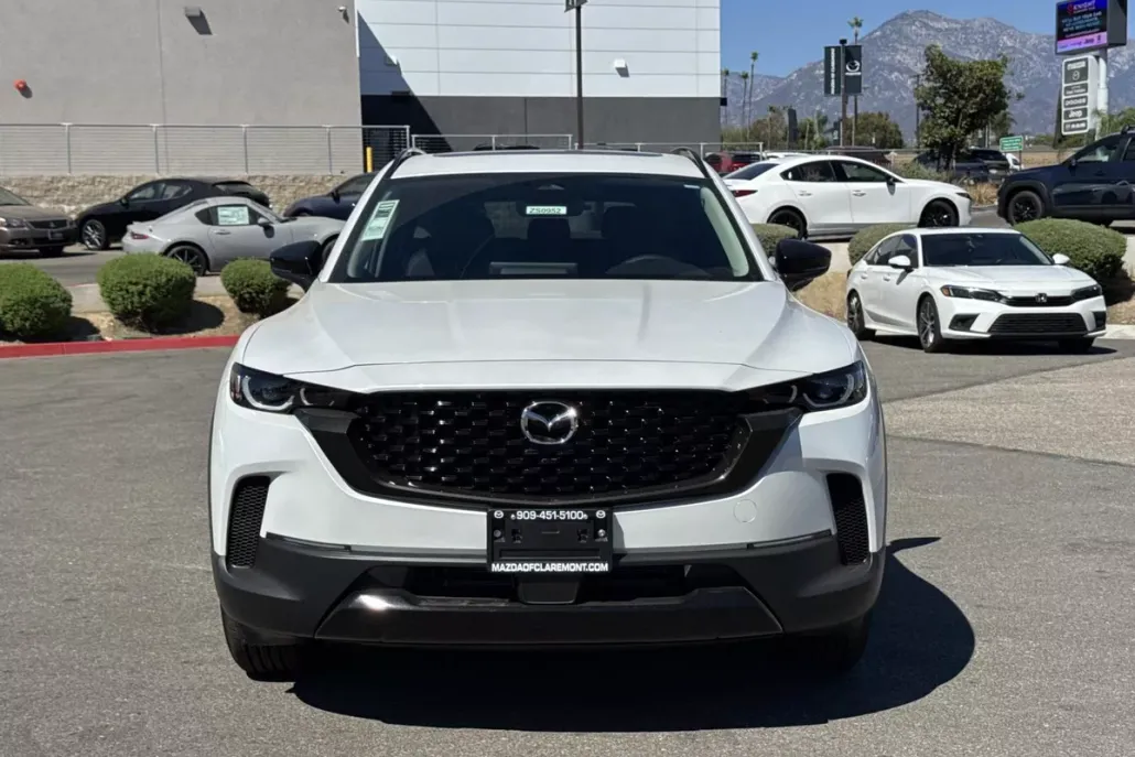 2025 Mazda CX-50 Premium photo 1