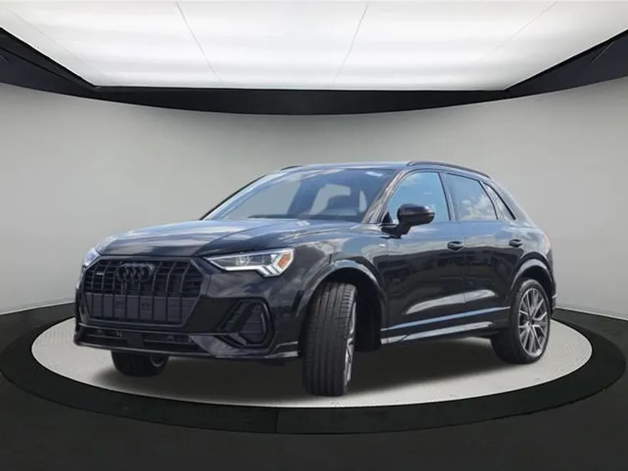 2025 Audi Q3 S line Premium Plus photo 1