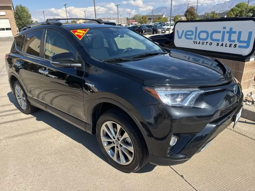 2018 Toyota RAV4 Hybrid Limited photo 1