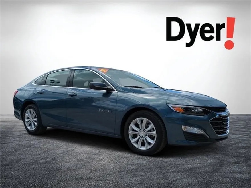2024 Chevrolet Malibu 1LT photo 1