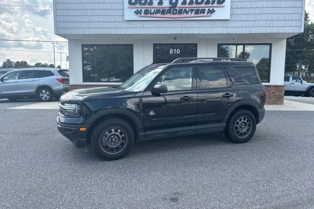 2024 Ford Bronco Sport Outer Banks photo 1