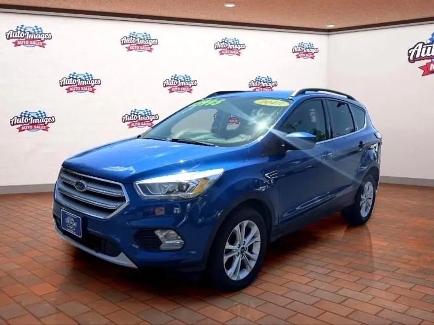 2018 Ford Escape SEL photo 1