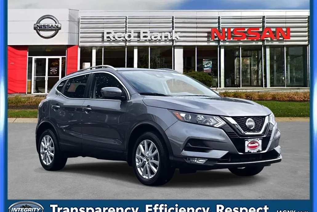 2022 Nissan Rogue Sport SV photo 1