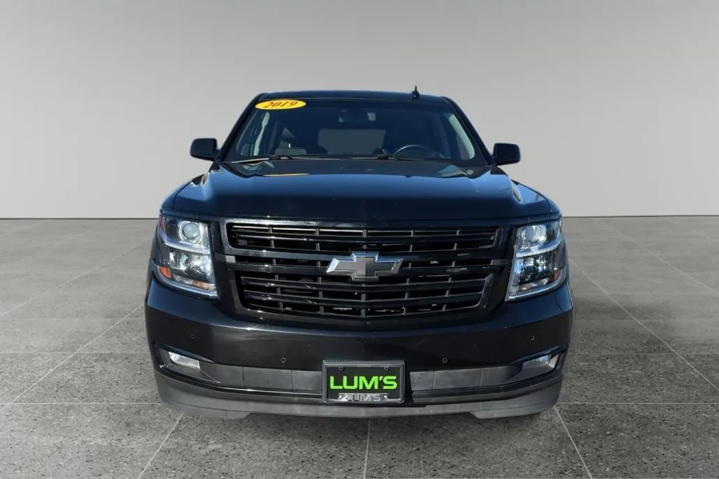 2019 Chevrolet Tahoe Premier photo 1