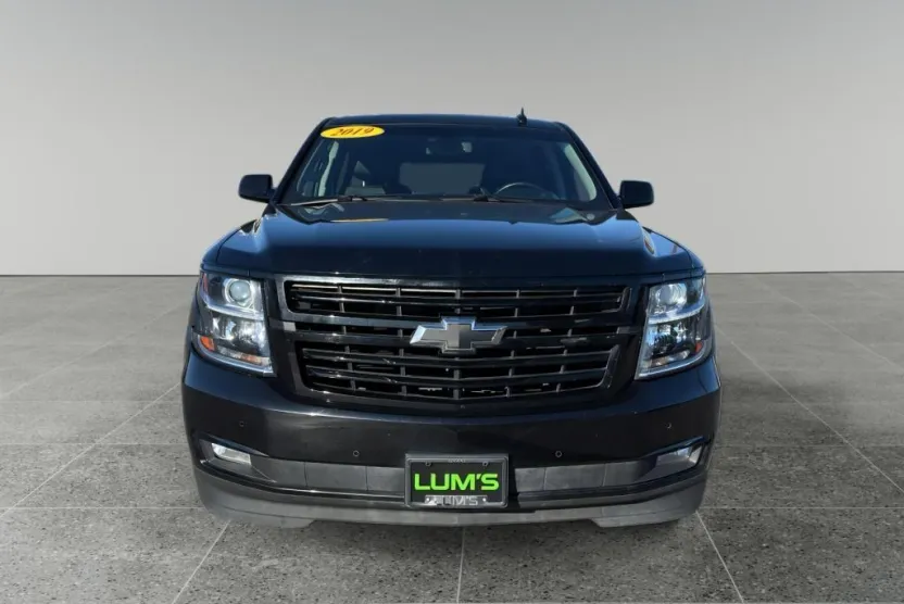 2019 Chevrolet Tahoe Premier photo 1