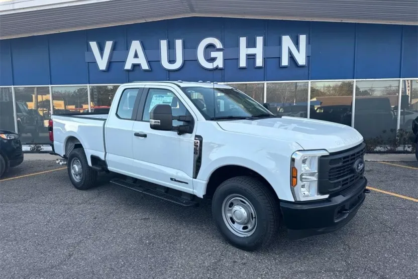 2024 Ford F-350 XL photo 1