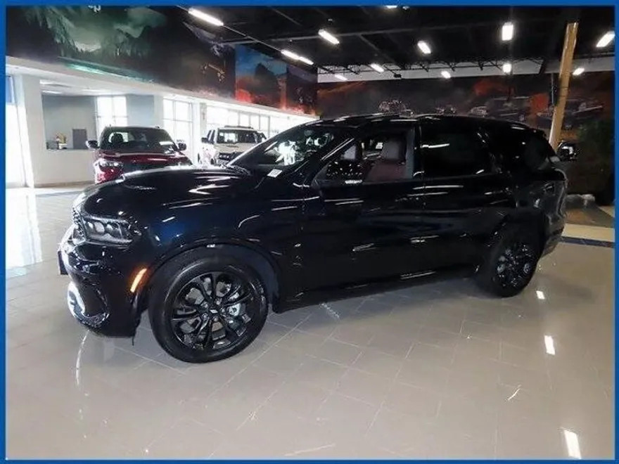 2025 Dodge Durango R/T Plus photo 1
