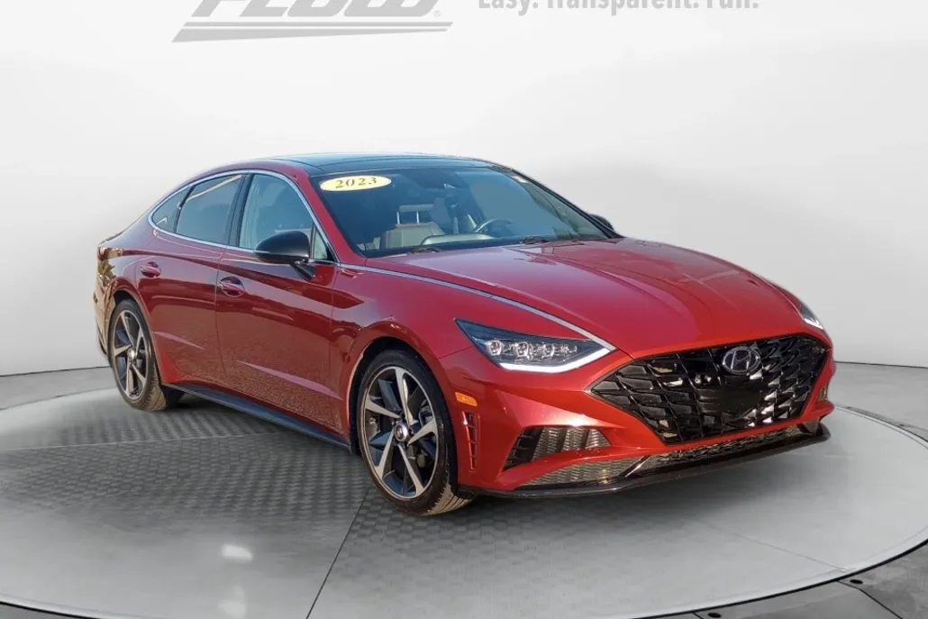 2023 Hyundai Sonata SEL Plus photo 1