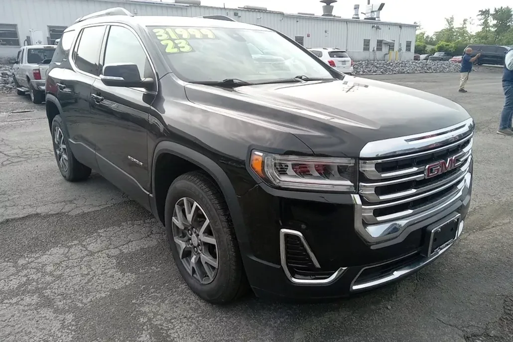 2023 Gmc Acadia SLE photo 1