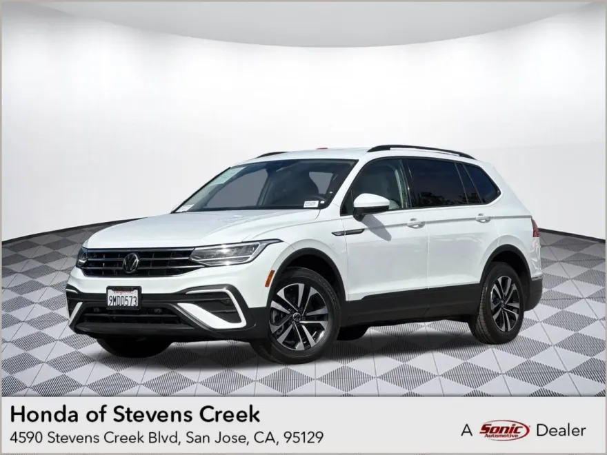2024 Volkswagen Tiguan S photo 1