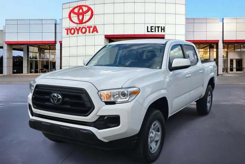 2023 Toyota Tacoma SR photo 1