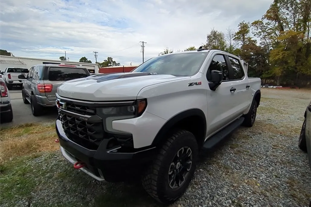 2023 Chevrolet Silverado 1500 ZR2 photo 1