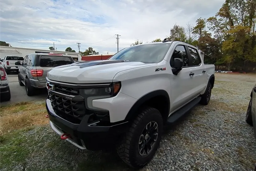 2023 Chevrolet Silverado 1500 ZR2 photo 1