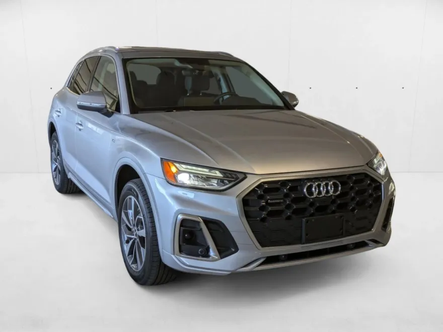 2023 Audi Q5 45 S line Premium photo 1
