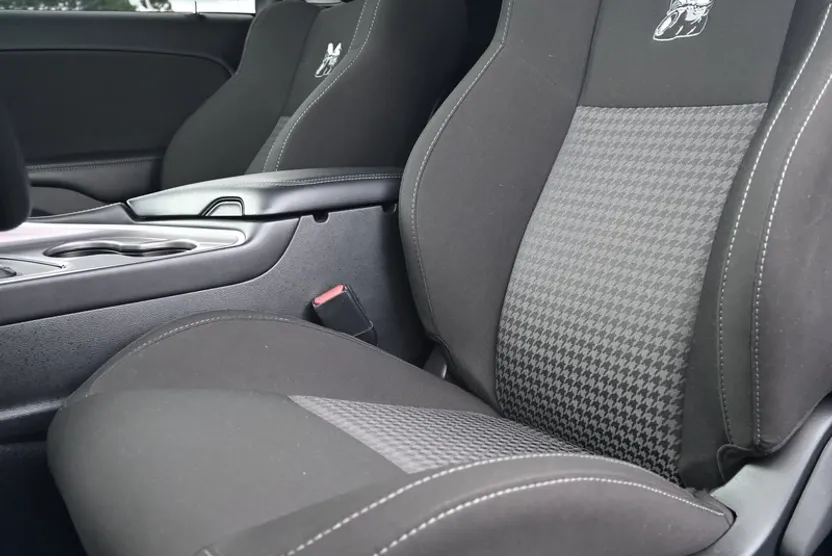2022 Dodge Challenger R/T Scat Pack photo 1