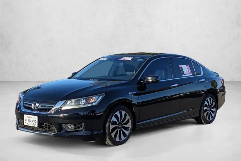 2015 Honda Accord Hybrid EX-L photo 1