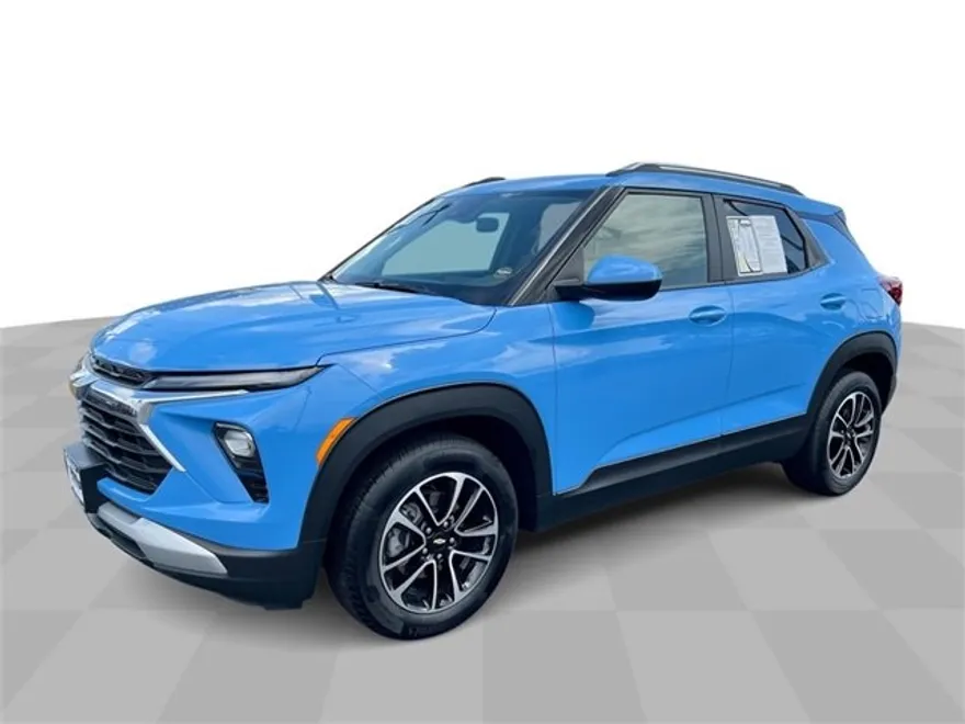 2024 Chevrolet Trailblazer LT photo 1