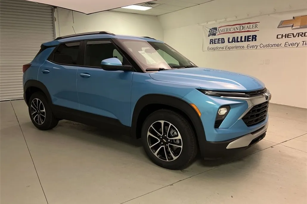 2026 Chevrolet Trailblazer LT photo 1