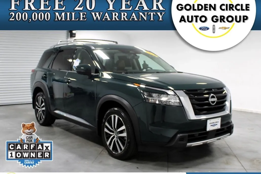 2024 Nissan Pathfinder Platinum photo 1
