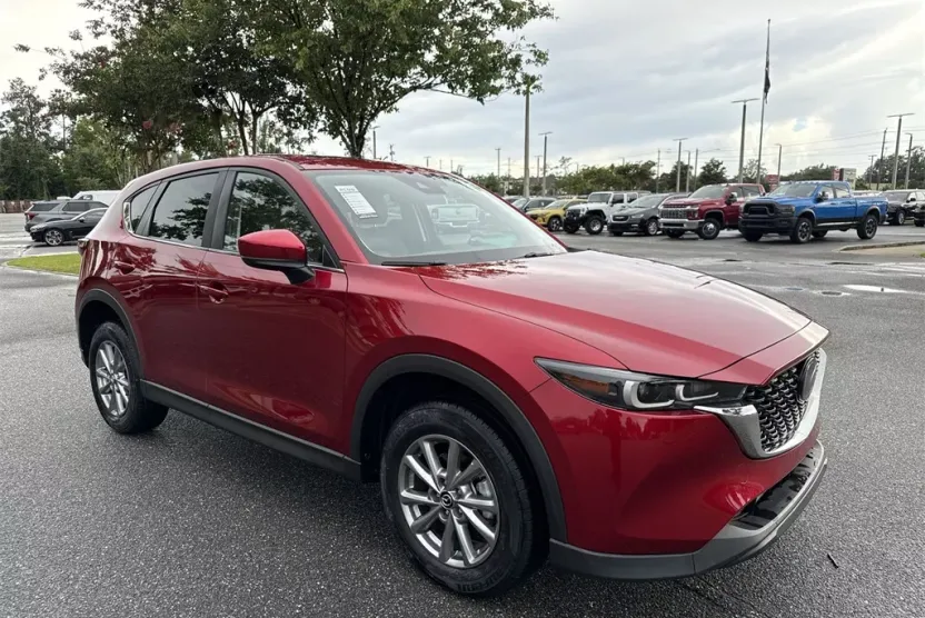 2022 Mazda CX-5 2.5 S Preferred photo 1