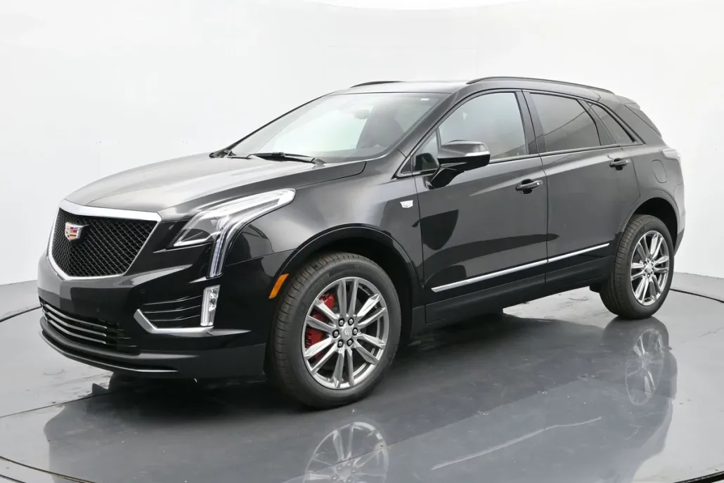 2025 Cadillac XT5 Sport photo 1