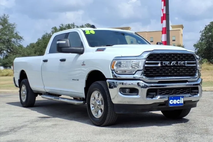2024 Ram 2500 Big Horn photo 1