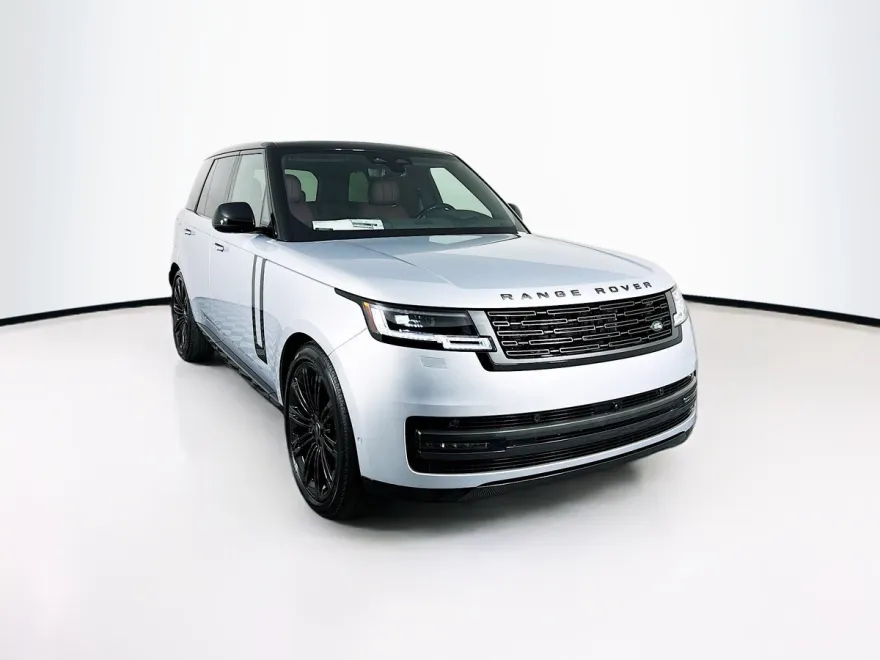 2025 Land Rover Range Rover SE photo 1
