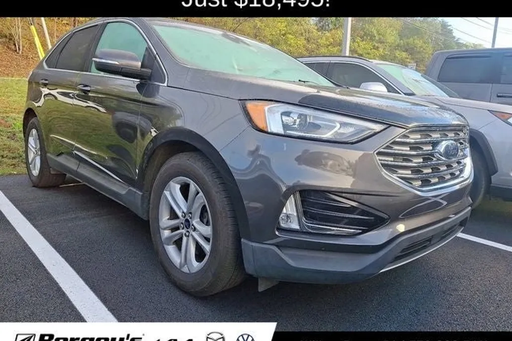 2020 Ford Edge SEL photo 1
