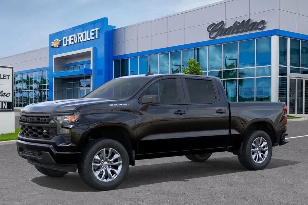 2025 Chevrolet Silverado 1500 Custom photo 1