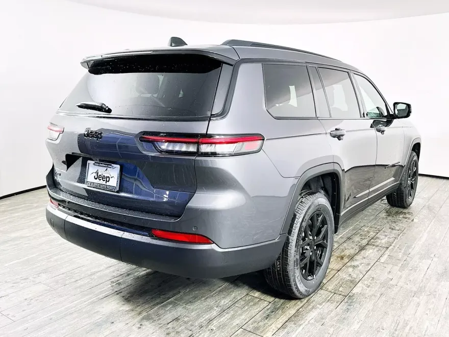 2025 Jeep Grand Cherokee Altitude X photo 8