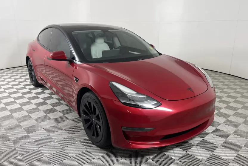 2021 Tesla Model 3 Long Range photo 1