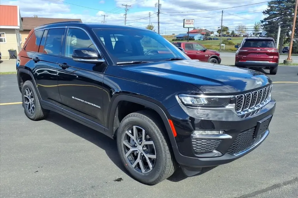 2025 Jeep Grand Cherokee Limited photo 1