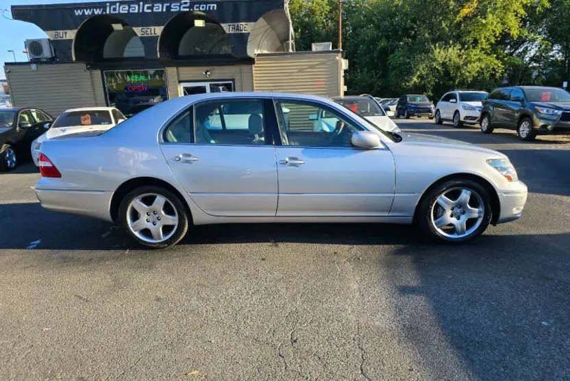 2006 Lexus LS 430 photo 1