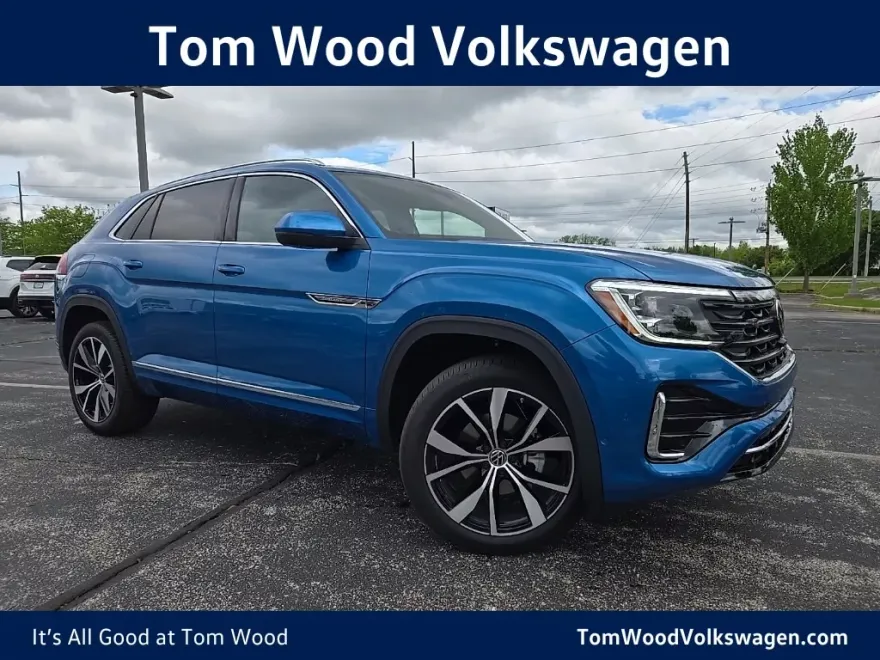 2025 Volkswagen Atlas Cross Sport SEL Premium R-Line photo 1