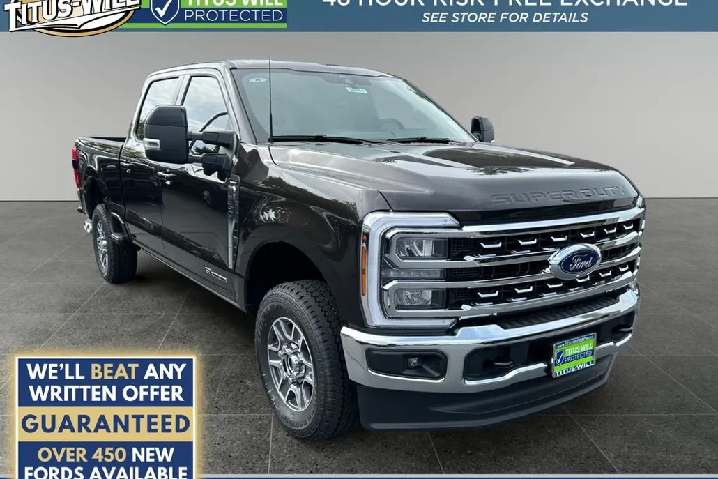 2025 Ford F-250 Lariat photo 1