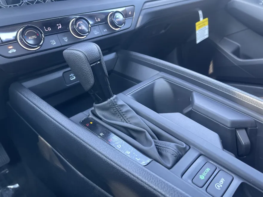 2025 Honda Accord SE photo 1