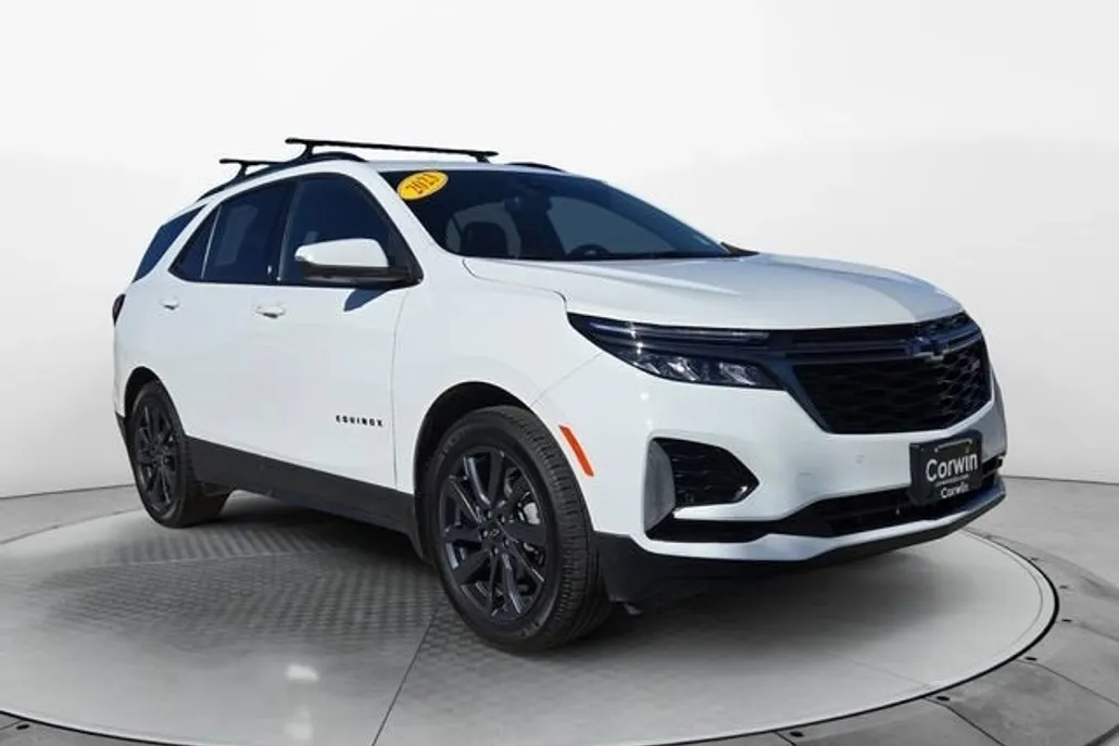 2023 Chevrolet Equinox RS photo 1