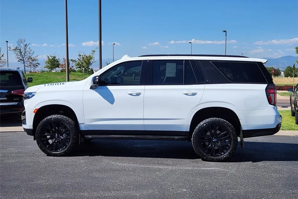 2024 Chevrolet Tahoe LT photo 1