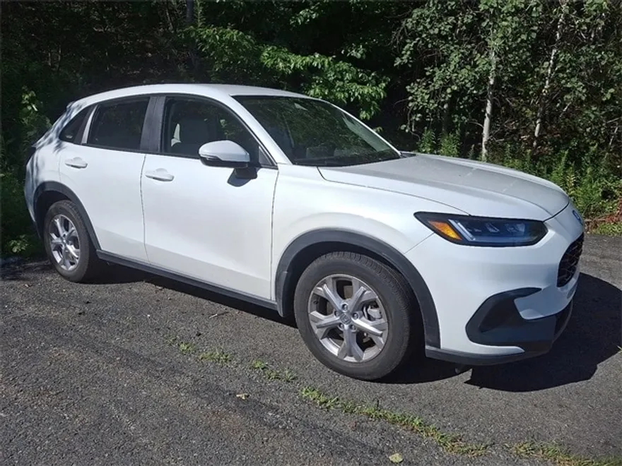 2023 Honda HR-V LX photo 1