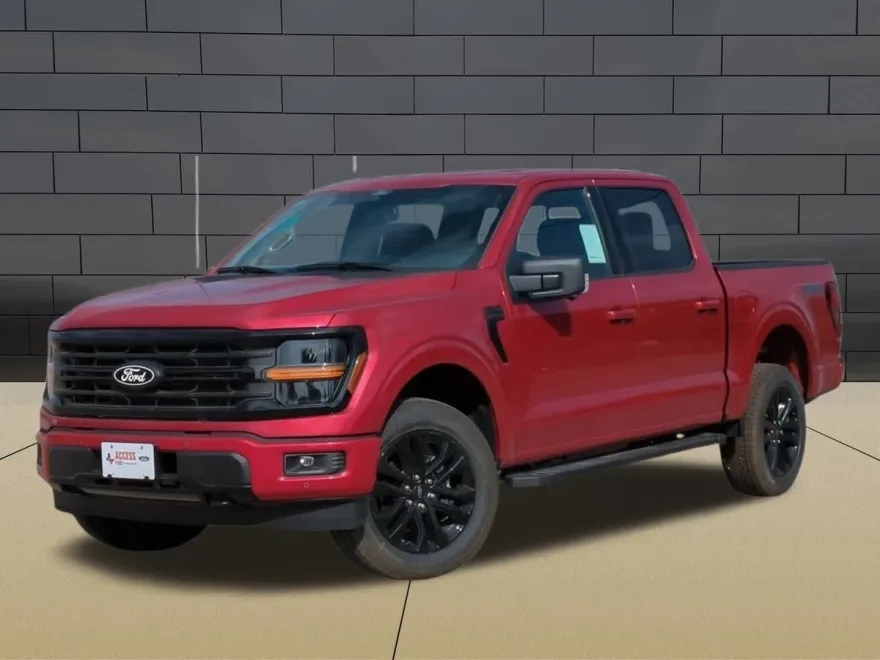 2025 Ford F-150 XLT photo 1